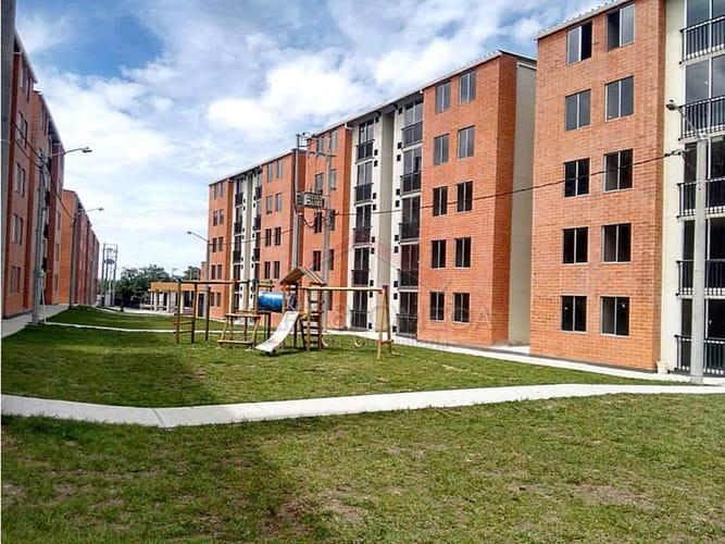 Apartamento de 3 alcobas en venta en San Martin, Ibagué, 42 m² · foto 13 de 17