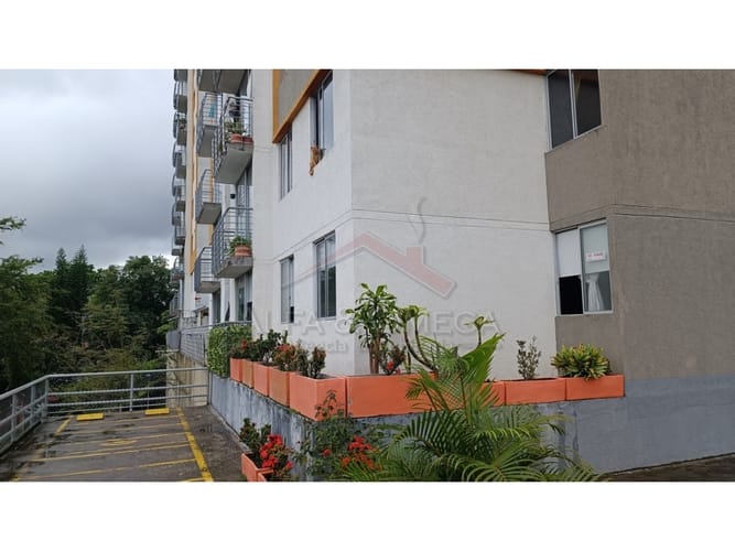 Apartamento de 3 alcobas en venta en Caminos Del Bosque, Ibagué, 64 m² · foto 13 de 21