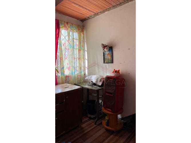 Casa de 8 alcobas en venta en Ub. Villa De La Candelaria, Ibagué, 190 m² · foto 3 de 24