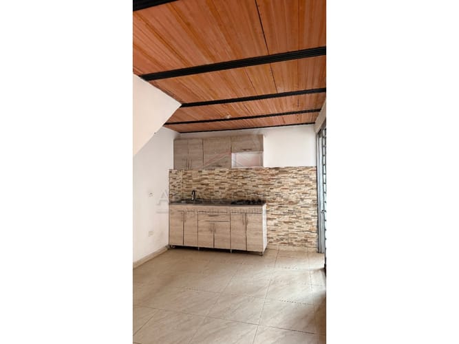 Casa de 8 alcobas en venta en Ub. Villa De La Candelaria, Ibagué, 190 m² · foto 19 de 24