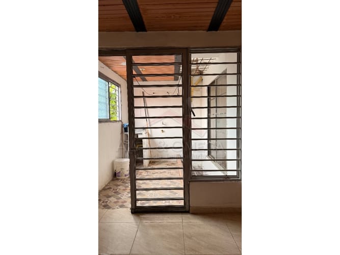 Casa de 8 alcobas en venta en Ub. Villa De La Candelaria, Ibagué, 190 m² · foto 22 de 24