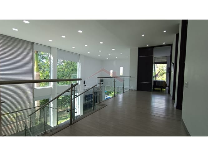 Casa de 4 alcobas en venta en Ub. Portal Campestre, Ibagué, 500 m² · foto 13 de 24