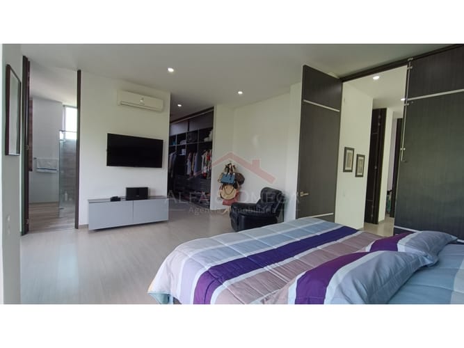 Casa de 4 alcobas en venta en Ub. Portal Campestre, Ibagué, 500 m² · foto 16 de 24