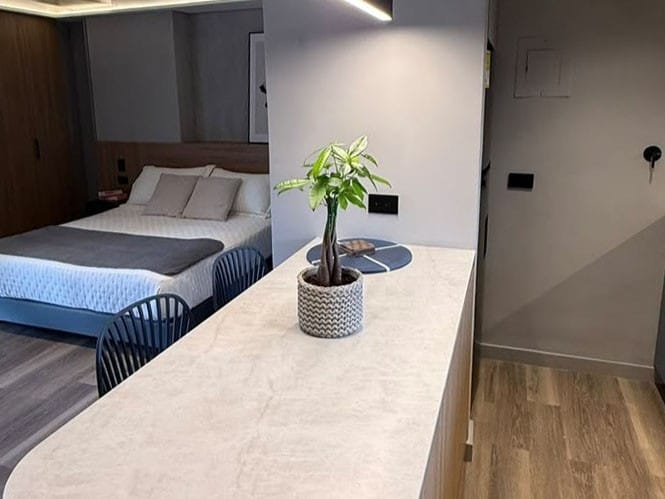 Apartamento de 1 alcoba en arriendo en El Poblado, Medellín, 40 m² · foto 3 de 10