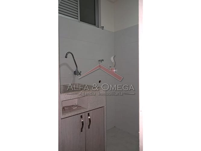 Apartamento de 3 alcobas en venta en Co. San Felipe De Calambeo Et. Vii, Ibagué, 76 m² · foto 18 de 24