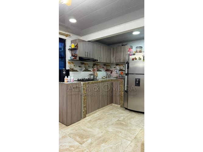 Casa de 6 alcobas en venta en Topacio, Ibagué, 72 m² · foto 4 de 15
