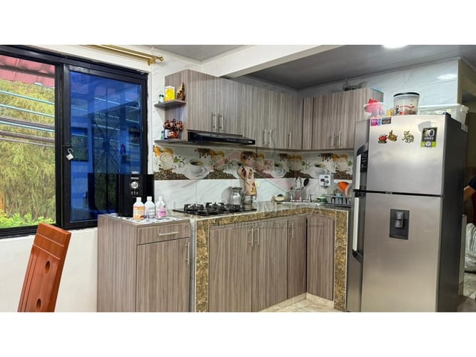 Casa de 6 alcobas en venta en Topacio, Ibagué, 72 m² · foto 5 de 15