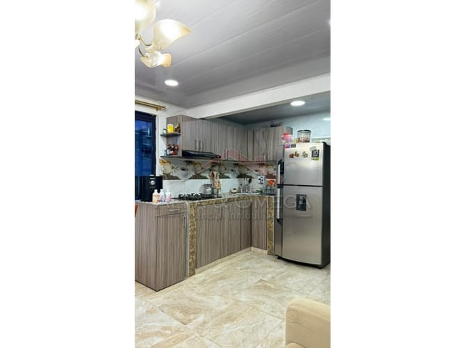 Casa de 6 alcobas en venta en Topacio, Ibagué, 72 m² · foto 6 de 15