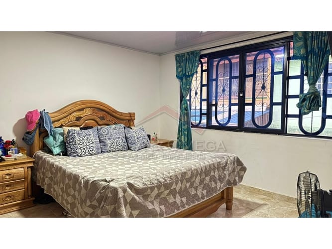 Casa de 6 alcobas en venta en Topacio, Ibagué, 72 m² · foto 10 de 15