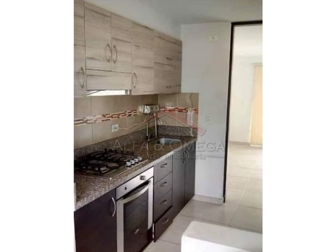 Apartamento de 3 alcobas en venta en Calatayud, Ibagué, 98 m² · foto 6 de 18