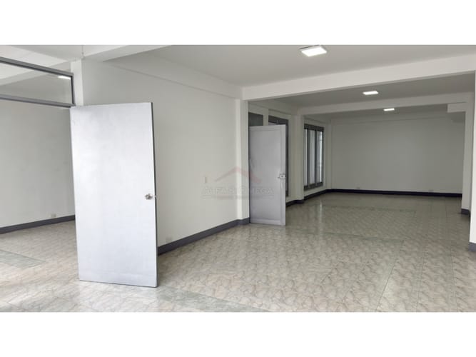 Edificio en venta en Centro, Ibagué, 650 m² · foto 10 de 24
