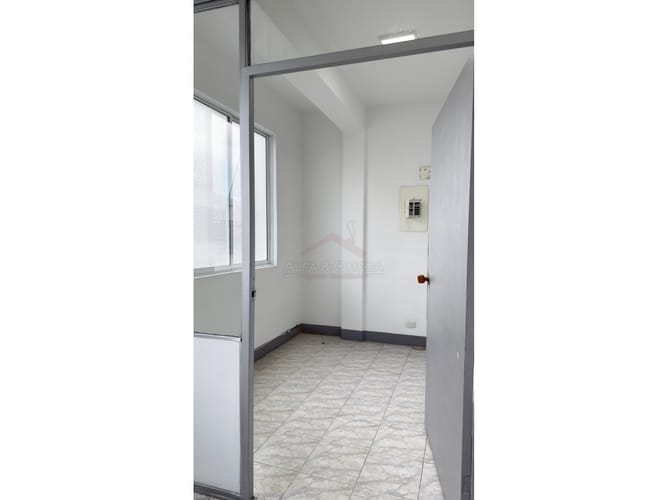 Edificio en venta en Centro, Ibagué, 650 m² · foto 11 de 24
