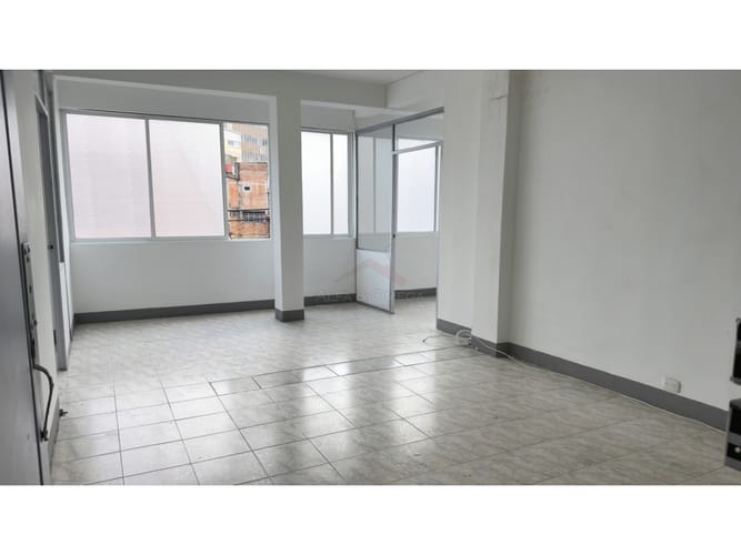 Edificio en venta en Centro, Ibagué, 650 m² · foto 12 de 24
