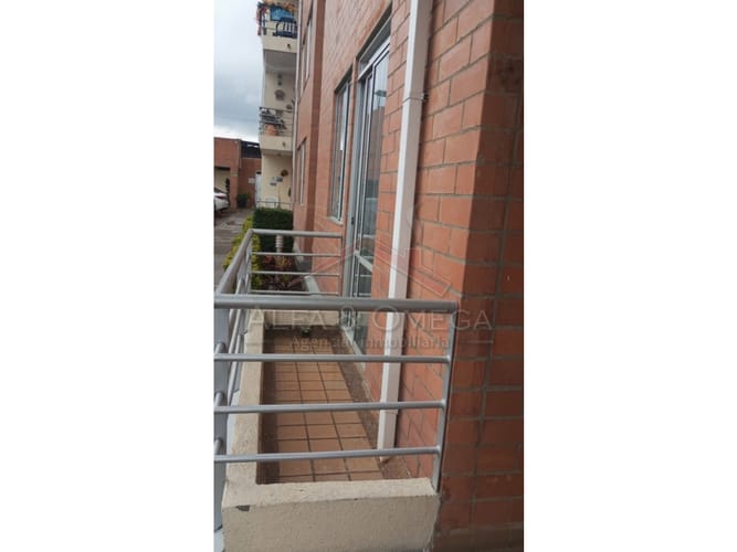 Apartamento de 2 alcobas en venta en Reservas Del Jardin, Ibagué, 47 m² · foto 3 de 21