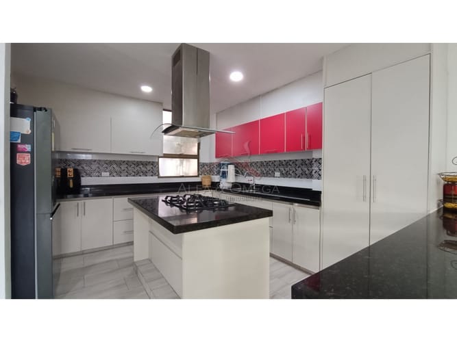 Casa de 4 alcobas en venta en Calambeo, Ibagué, 600 m² · foto 8 de 24