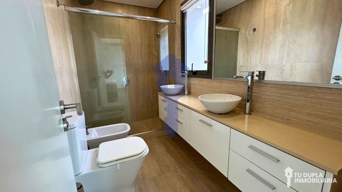 Alquiler Dos dormitorios, 3 baños Amueblado Golf Punta Carretas · Foto 10