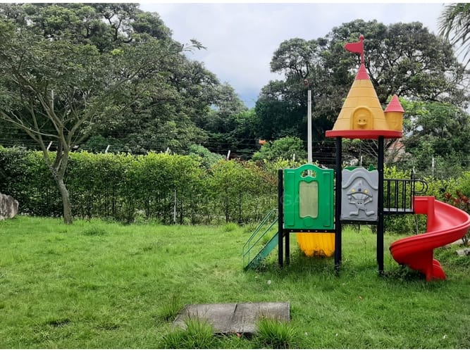 Lote en venta en Cr. La Florida, Ibagué, 126 m² · foto 8 de 8