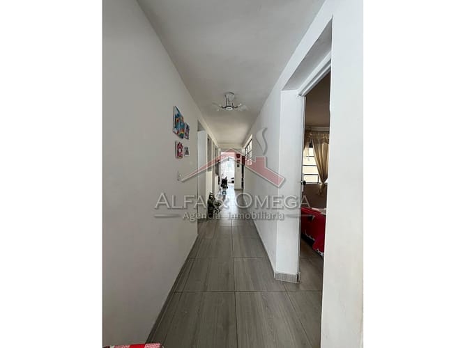 Casa de 8 alcobas en venta en El Carmen, Ibagué, 169 m² · foto 6 de 13