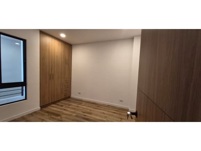Apartaestudio en venta en Chapinero, Bogotá, 67 m² · foto 6 de 18