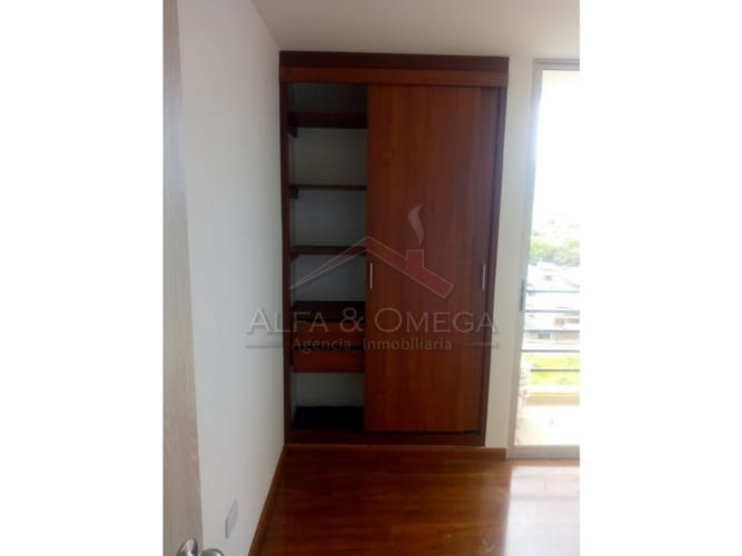 Apartamento de 3 alcobas en venta en Los Tunjos, Ibagué, 53 m² · foto 5 de 9