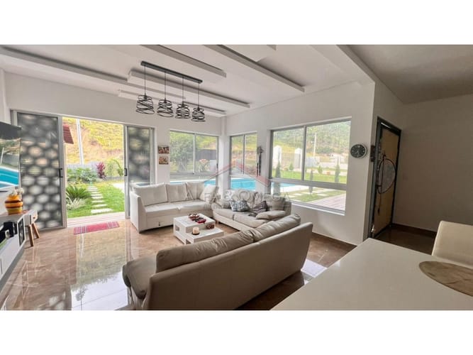 Casa de 3 alcobas en venta en El Totumo, Ibagué, 254 m² · foto 3 de 17