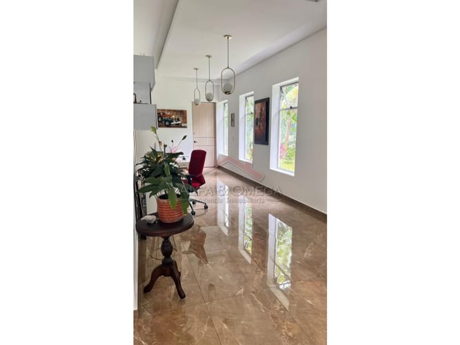 Casa de 3 alcobas en venta en El Totumo, Ibagué, 254 m² · foto 6 de 17