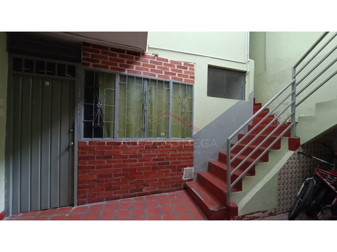 Casa de 13 alcobas en venta en Belen, Ibagué, 400 m² · foto 3 de 9
