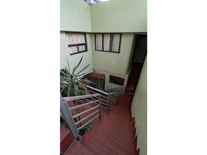 Casa de 13 alcobas en venta en Belen, Ibagué, 400 m² · foto 5 de 9