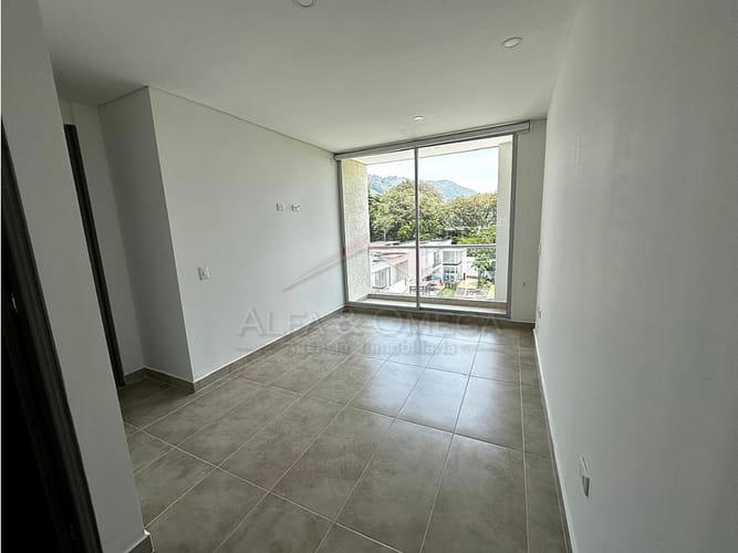 Apartamento de 3 alcobas en venta en Cr. El Vergel, Ibagué, 110 m² · foto 13 de 21