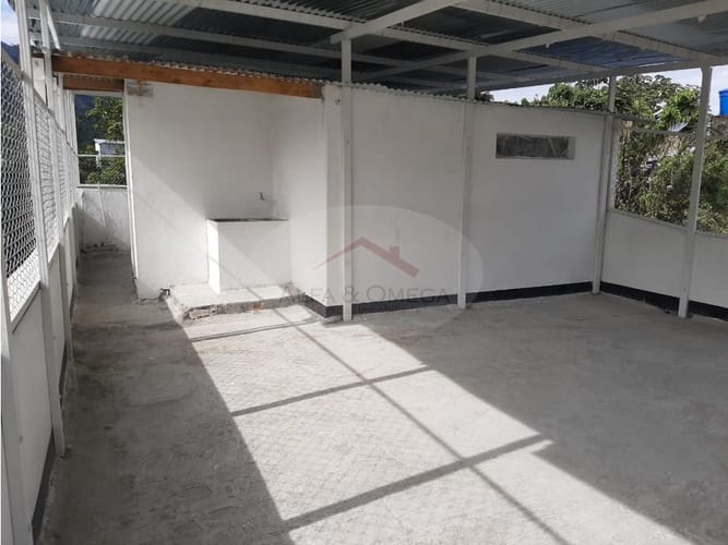 Casa de 5 alcobas en venta en San Jorge, Ibagué, 220 m² · foto 2 de 19