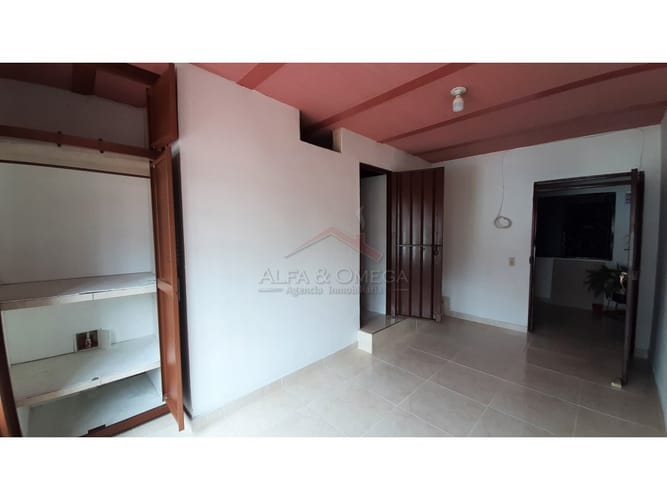 Casa de 14 alcobas en venta en Plazas Del Bosque, Ibagué, 400 m² · foto 3 de 16