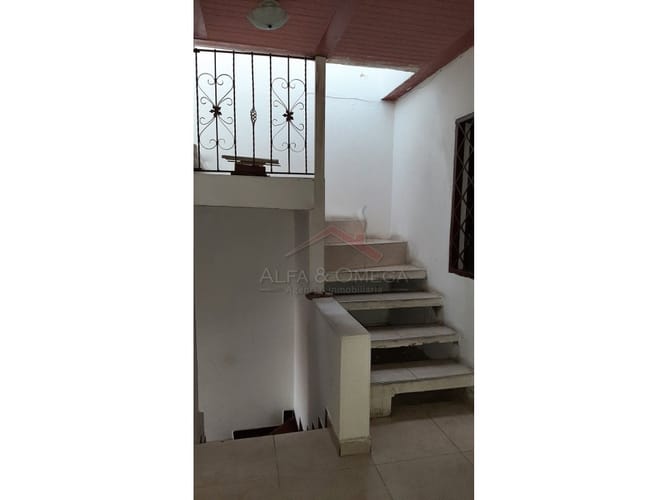 Casa de 14 alcobas en venta en Plazas Del Bosque, Ibagué, 400 m² · foto 5 de 16