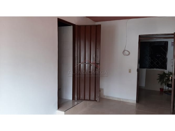 Casa de 14 alcobas en venta en Plazas Del Bosque, Ibagué, 400 m² · foto 14 de 16