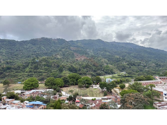 Apartamento de 3 alcobas en venta en 1 De Mayo, Ibagué, 64 m² · foto 14 de 16