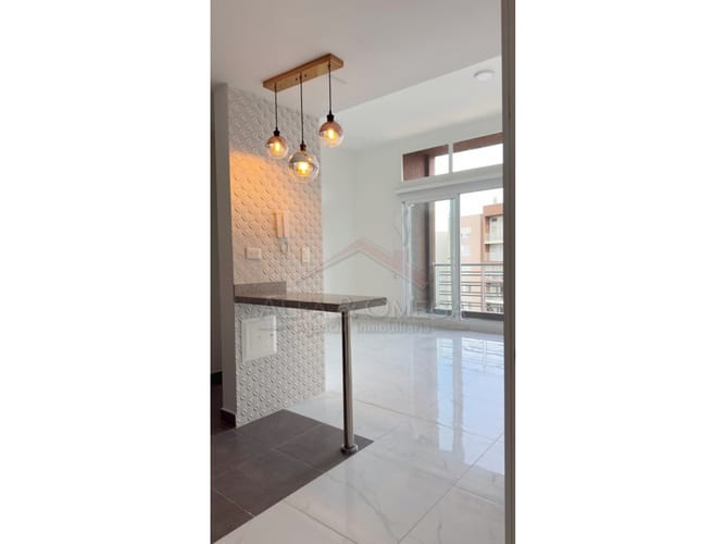 Apartamento de 2 alcobas en venta en Varsovia, Ibagué, 72 m² · foto 2 de 23