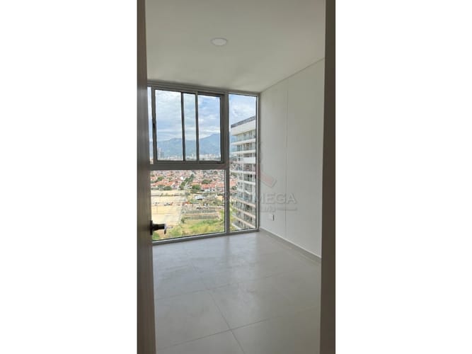 Apartamento de 3 alcobas en venta en La Pola, Ibagué, 85 m² · foto 8 de 24