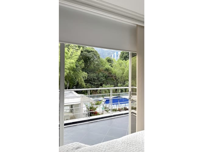 Casa de 4 alcobas en venta en Cr. Los Arroyuelos, Ibagué, 240 m² · foto 22 de 24