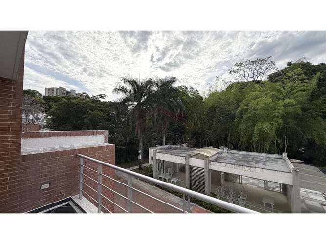 Casa de 4 alcobas en venta en Cr. Los Arroyuelos, Ibagué, 240 m² · foto 24 de 24