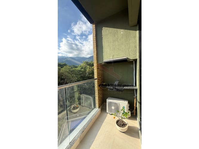 Apartamento de 3 alcobas en venta en Edificio Vista Hermosa Del Vergel, Ibagué, 105 m² · foto 6 de 19