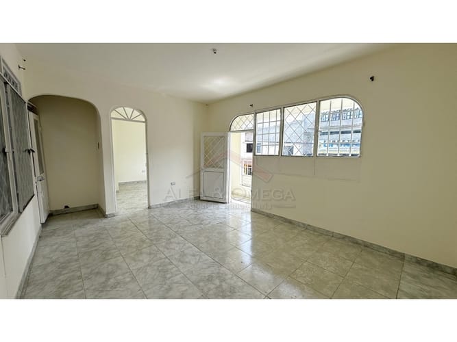 Casa de 10 alcobas en venta en Gaitan, Ibagué, 250 m² · foto 2 de 24