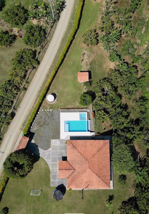 Finca en venta en Morelia, Pereira, 27000 m² · foto 3 de 12
