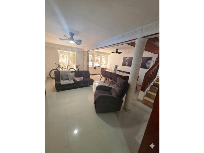 Casa de 4 alcobas en venta en Torres De La Calleja, Ibagué, 116 m² · foto 3 de 24