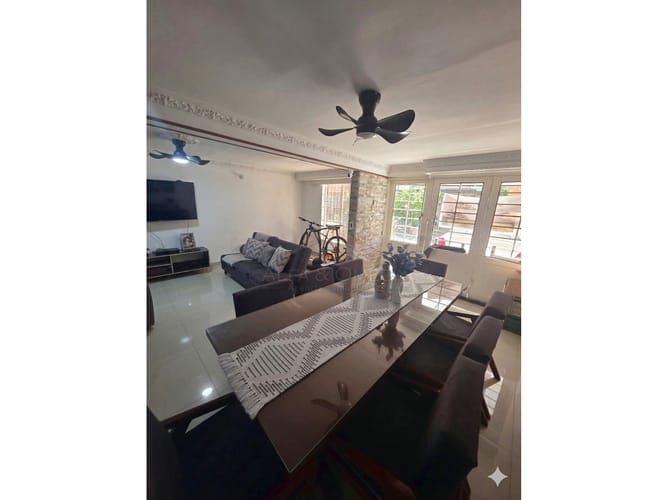 Casa de 4 alcobas en venta en Torres De La Calleja, Ibagué, 116 m² · foto 4 de 24