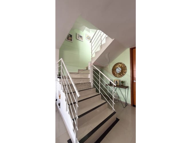 Casa de 4 alcobas en venta en Mirolindo, Ibagué, 220 m² · foto 19 de 24