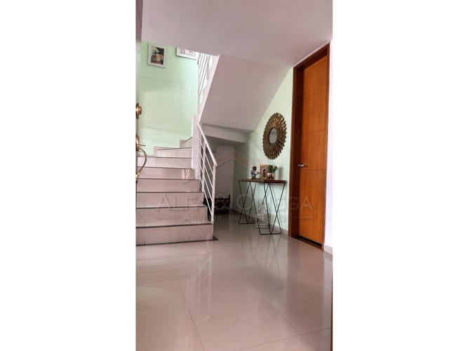 Casa de 4 alcobas en venta en Mirolindo, Ibagué, 220 m² · foto 20 de 24