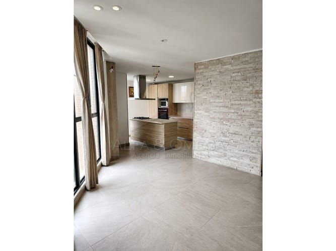 Apartamento de 3 alcobas en venta en Edificio Vista Hermosa Del Vergel, Ibagué, 107 m² · foto 3 de 12