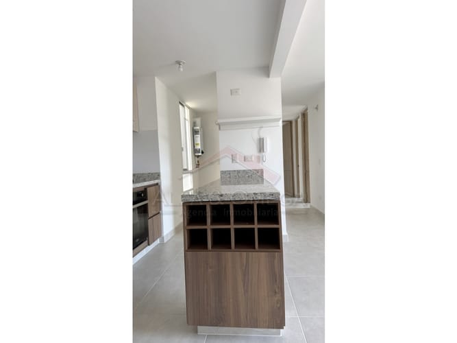 Apartamento de 3 alcobas en venta en Varsovia, Ibagué, 76 m² · foto 6 de 24
