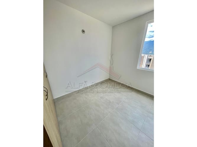 Apartamento de 3 alcobas en venta en Varsovia, Ibagué, 90 m² · foto 6 de 13