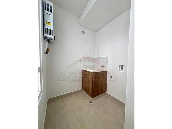 Apartamento de 3 alcobas en venta en Varsovia, Ibagué, 90 m² · foto 8 de 13