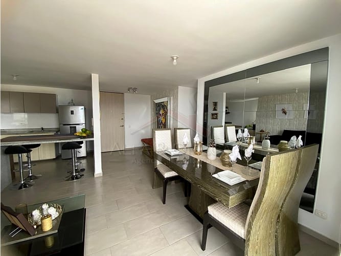 Apartamento de 3 alcobas en venta en Versalles, Ibagué, 92 m² · foto 3 de 24